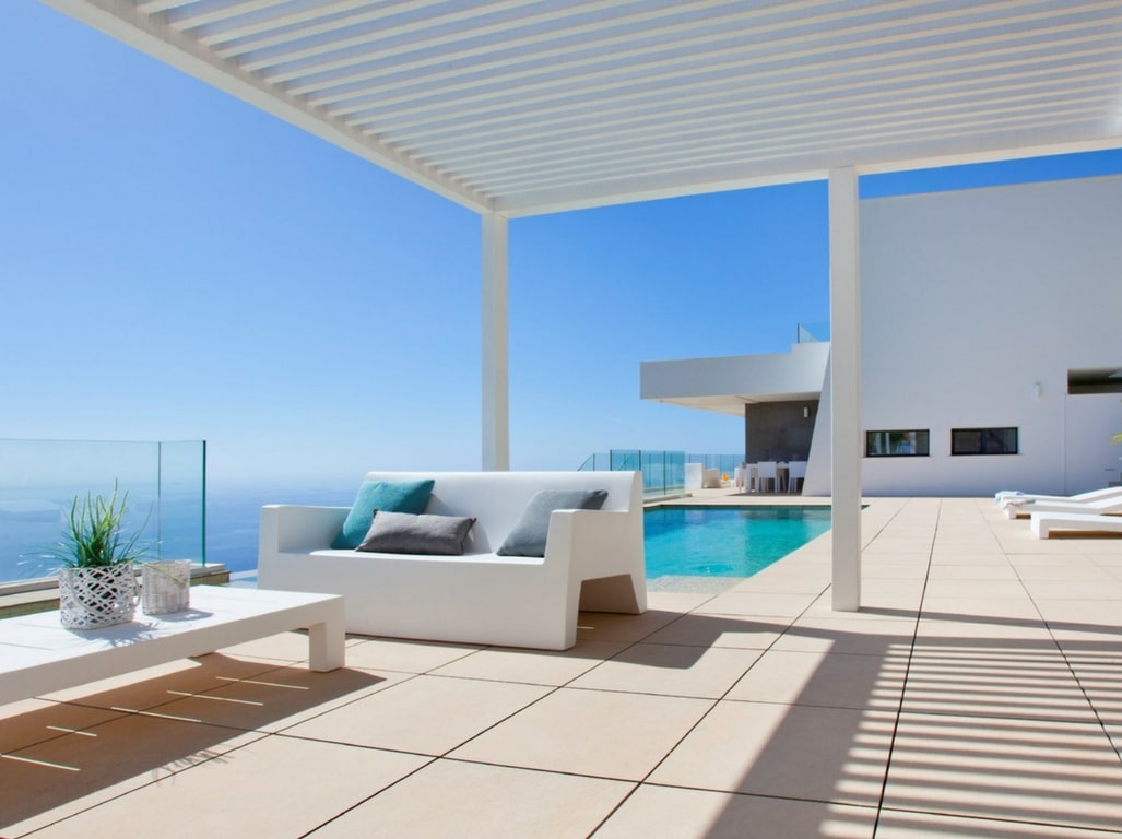Votre maison avec grande terrasse et piscine à débordement à Cumbre del Sol